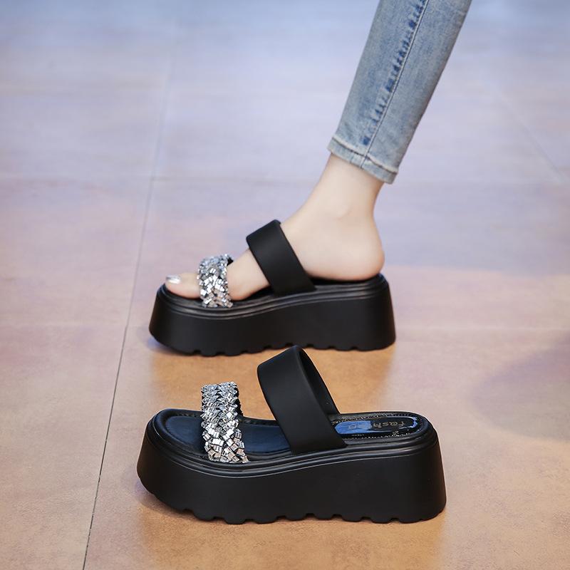 Rhinestone slippers women's summer wear new platform muffin shoes beach shoes sandals women