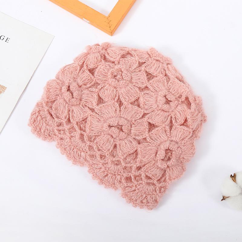 New Winter Crochet Hats for Women Beanie Caps Flowers Handmade Knitted Hat Female Lace Hat Chapeu Feminino Gorras