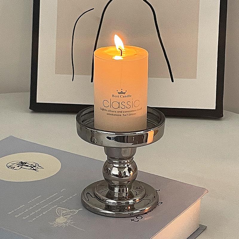 Roman Column Crystal Glass Candlestick: Retro Ornament for Romantic Candlelight Dinners and Photo Props.