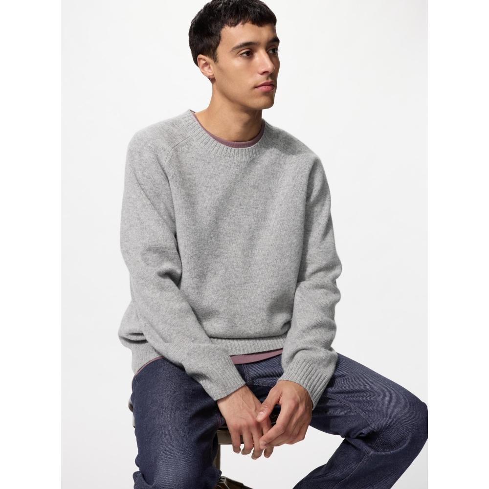 Uniqlo Japan Lamb Crew Neck Sweater
