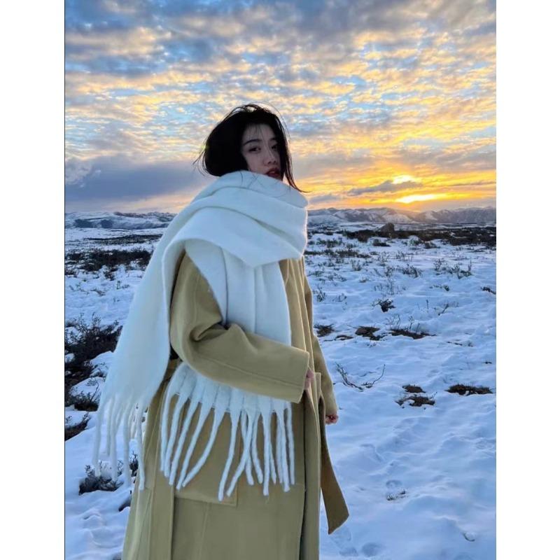 1pc Unisex Winter Warm Scarf Luxury Outdoor Leisure Scarf ThickenWarm Shawl Classic Tassels Fluffy Scarf Solid Color Soft Shawl