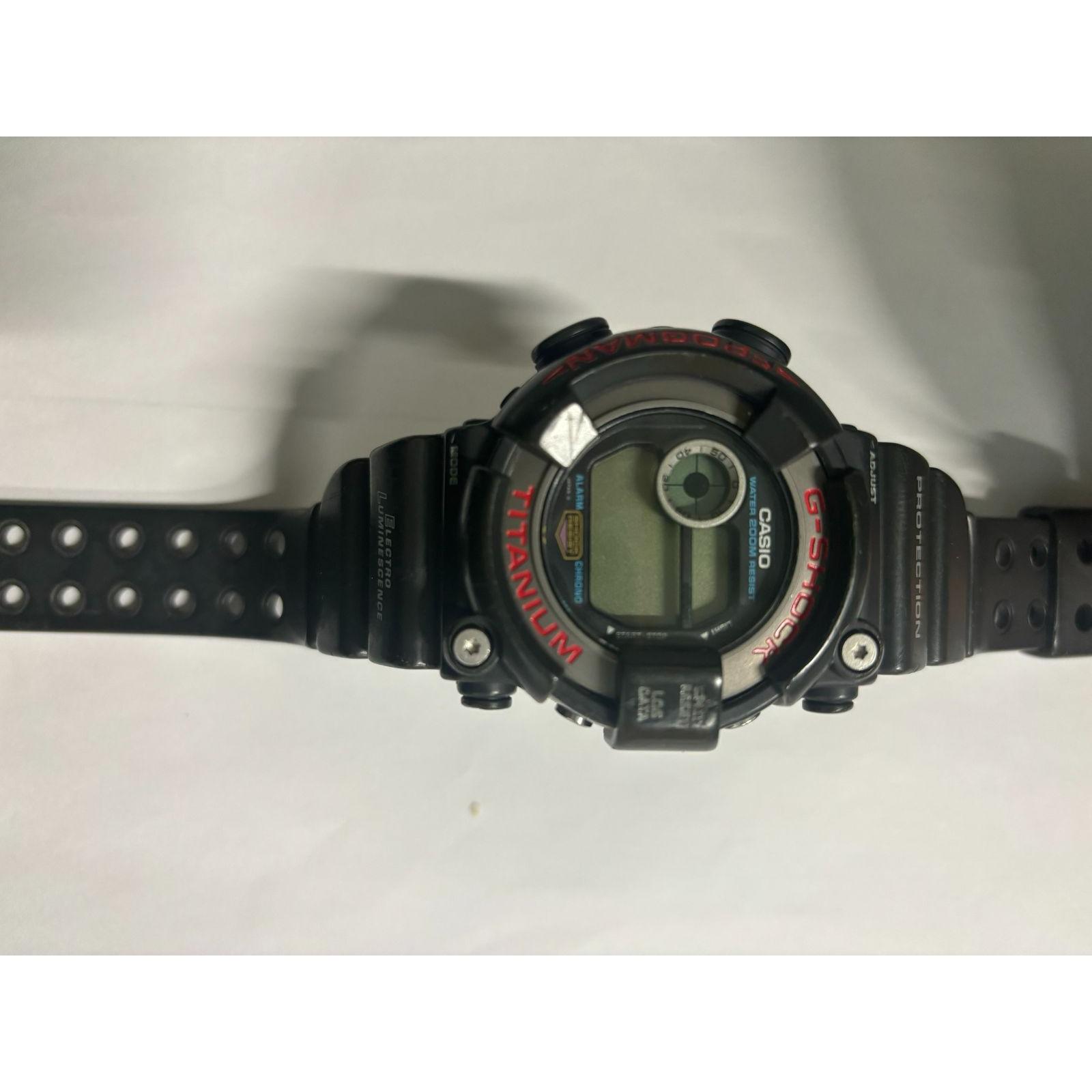 Б/у MR-01034 CASIO G-SHOCK Frogman FROGMAN DW-8200 ТИТАНОВЫЙ Села батарейка