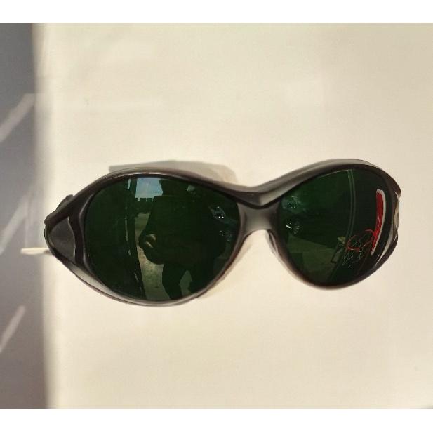 Laserschutz für Beauty-Geräte, neue stylische lichtblockierende Brille, angenehm zu tragen, Silikon-Schutzbrille, Infrarotschutz