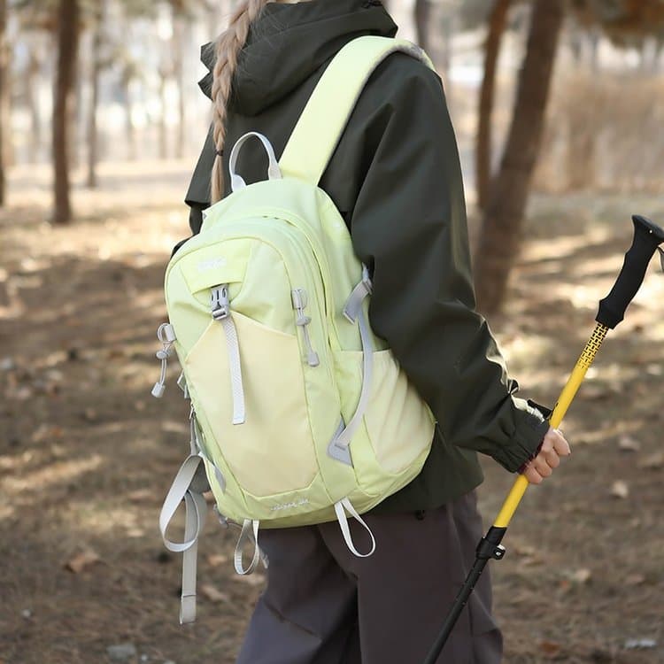 Large Capacity Outdoor Mountaineering Backpack Travel Backpack