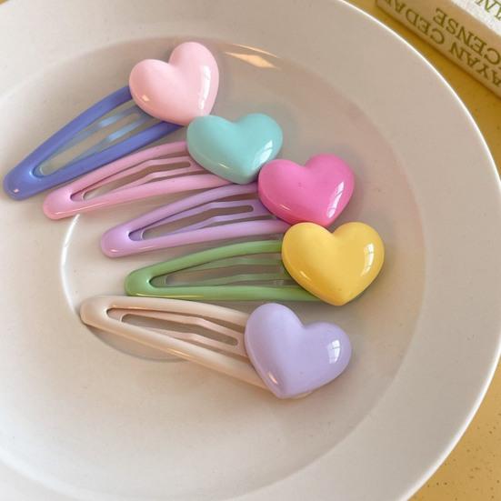 2Pcs Girl Hairpins Candy Color Heart Decor No Slipping Traceless Hair Pins Side Bangs Hair Clips Versatile Hair Accessories