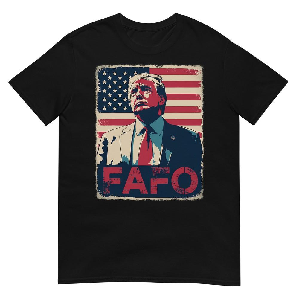 Lustiges Trump FAFO F Around Find Out Retro US-Flagge T-Shirt