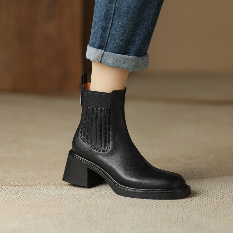 Coarse-heeled short boots women's 2025 winter new comfortable and thin elastic boots square French ankle boots high-heeled Chelsea boots