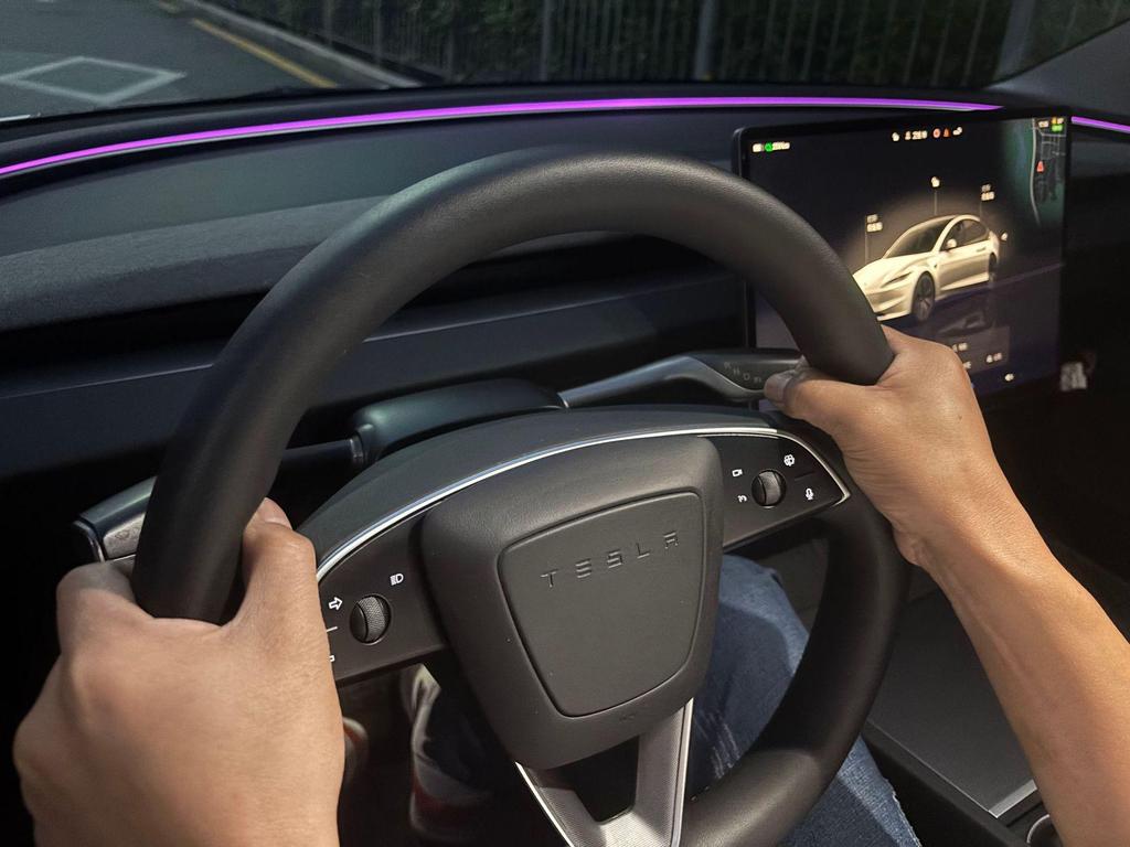 Tesla Model 3 Steering and Shift Control for Center Console – Contact Customer Service for Model X Steering Wheel