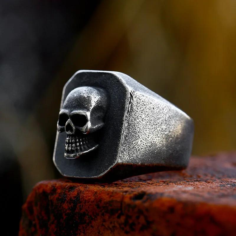 Anelli a Teschio Gotici Multistile per Uomo Acciaio Inossidabile Biker Motociclista Gioielli Anello Festa di Halloween Dropshipping