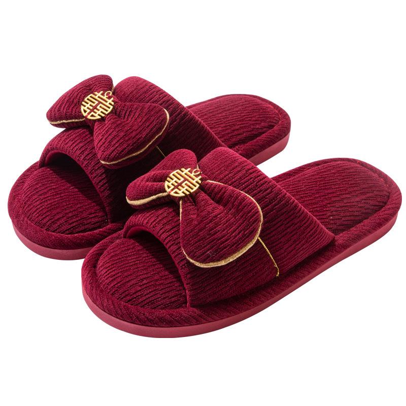 Auspicious Red Wedding Slippers: High-End Bride & Groom Dowry Pair, Four-Season Style