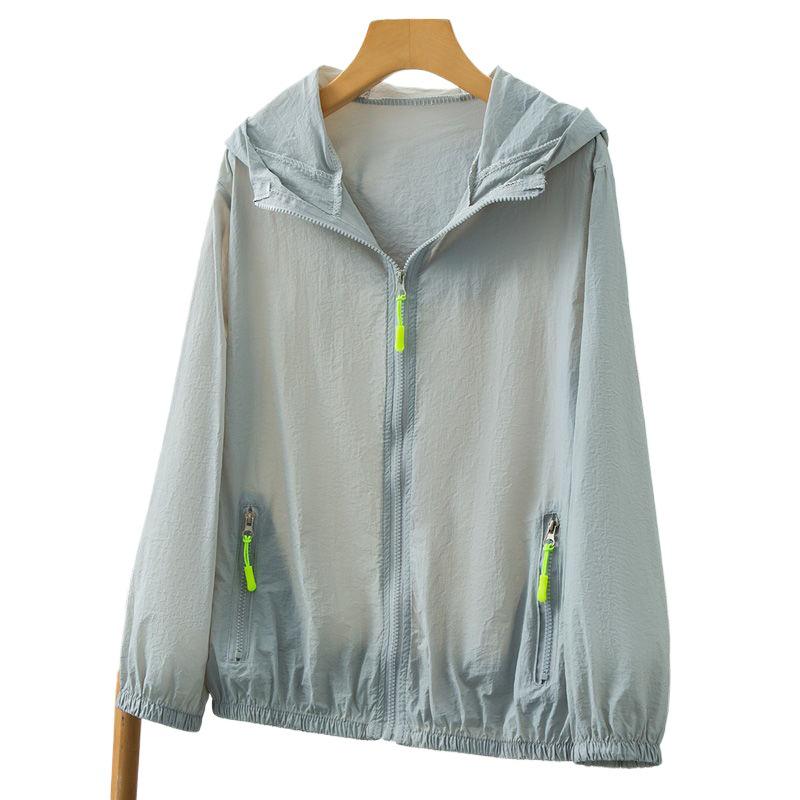 Women's 2025 Versatile Anti-UV Lightweight Sun Protection Outerwear