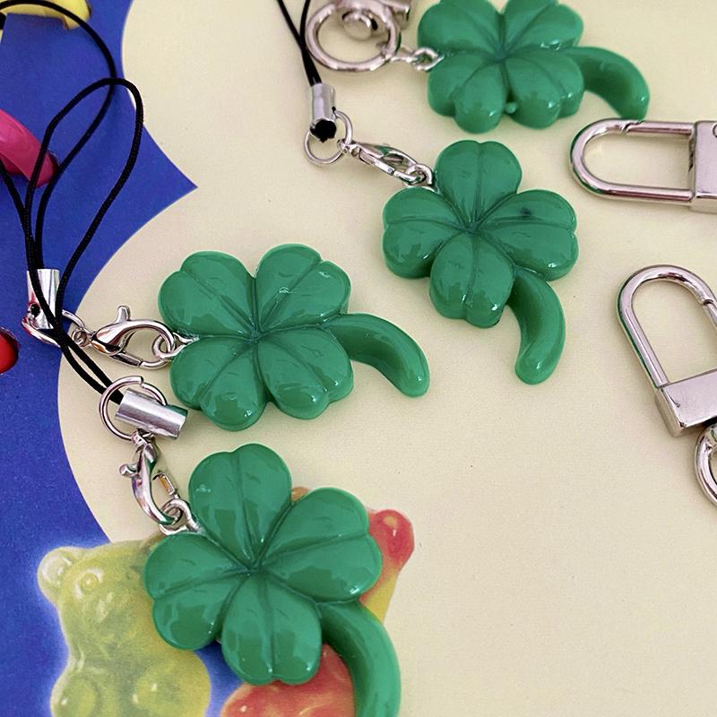 Enkel fyrklöver nyckelring Kreativ Utsökt fyrklöver Lucky Keychain Nyckelring Julklappstillbehör