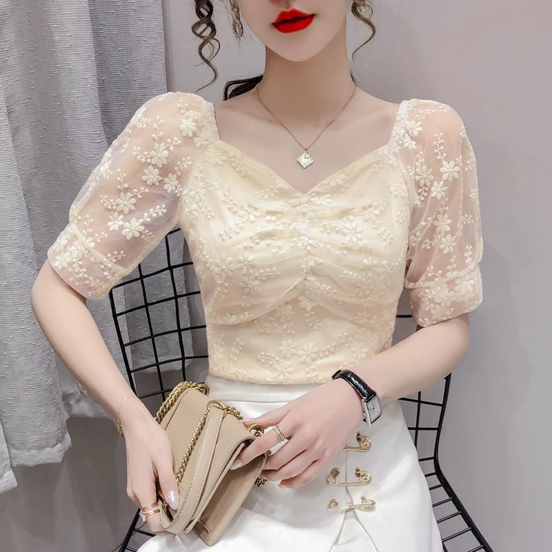 

Блузка женская кружевная топ с коротким рукавом летние модные цветы новый стиль атласная рубашка с уксусной кислотой 3XL абрикосовый