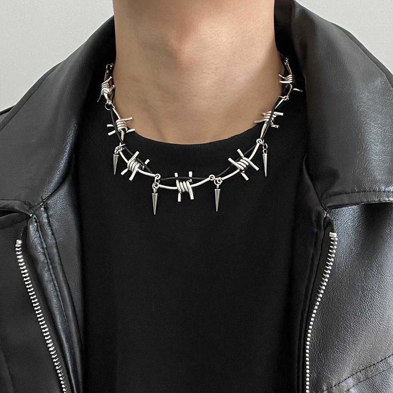 Punk Metal Thorn Rivet Choker Necklace For Men Woman Gothic Hip Hop Silver Color Clavicle Chain Necklace Jewelry Accessories