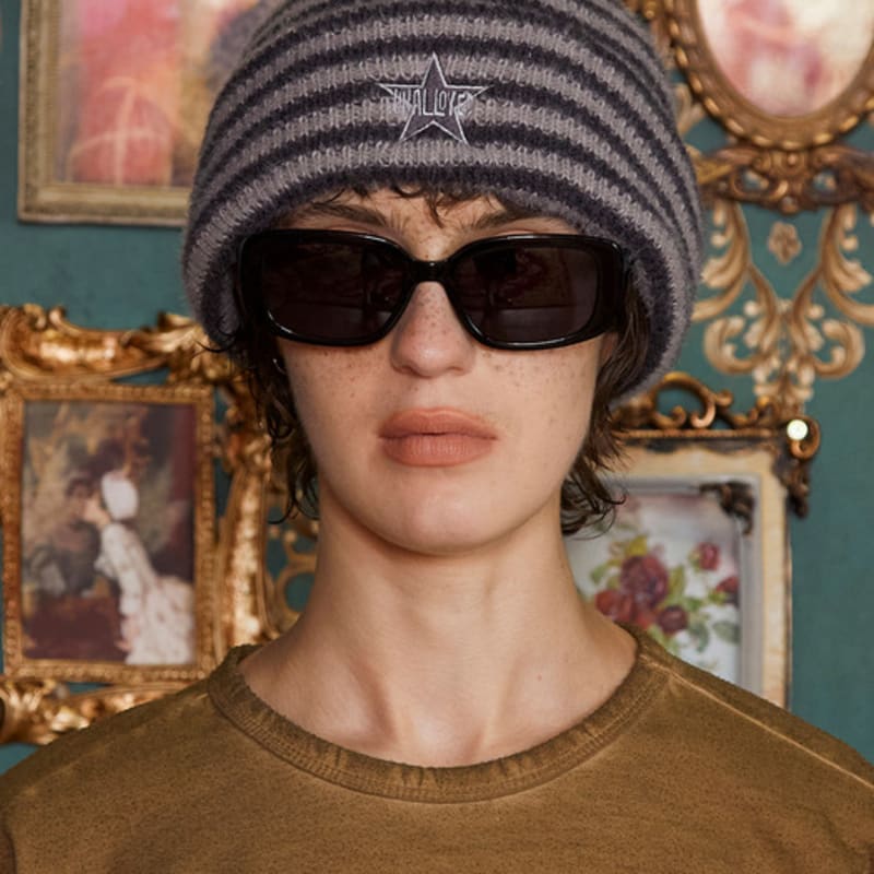 

ШАПКА БИНИ UNALLOYED С ЛОГОТИПОМ И ПОЛОСКОЙ ЗВЕЗДА / СЕРАЯ FREE