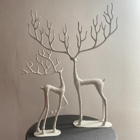 Yousheng Christmas Reindeer Statue Minimalist Artistic Deer Figurine Metal Animal Sculpture Home Office Desktop Decoration Ornament