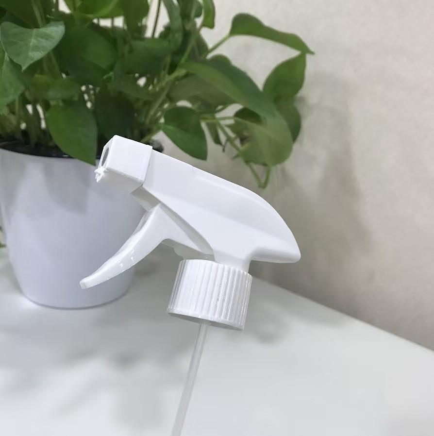 Powerful Glass & Mirror Cleaner for Bathrooms & Windows - Stain Remover