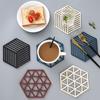 Hollow Heat Resistant Trivet for Hot Dishes Non-Slip Silicone Table Mat for Pots Scratch-Proof Coaster for Kitchen