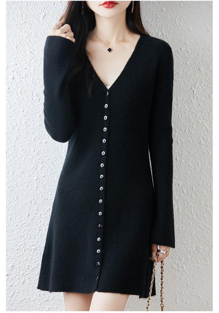 25 Early Autumn Women's V-neck Slim Knit Dress: Waist-cinching A-line Skirt with Long Sleeves and Multi-button Detail.