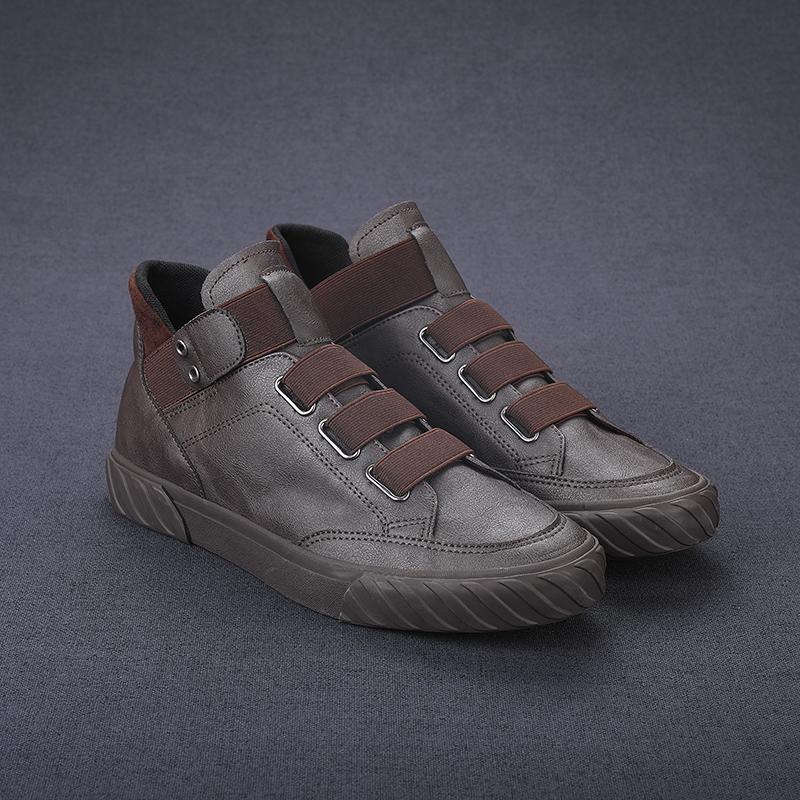 2022 Summer Newest Men Casual Shoes Fashion Light Sneakers Comfortable Soft-Soled Good Quality Outdoor Non-Slip Solid Color Leather