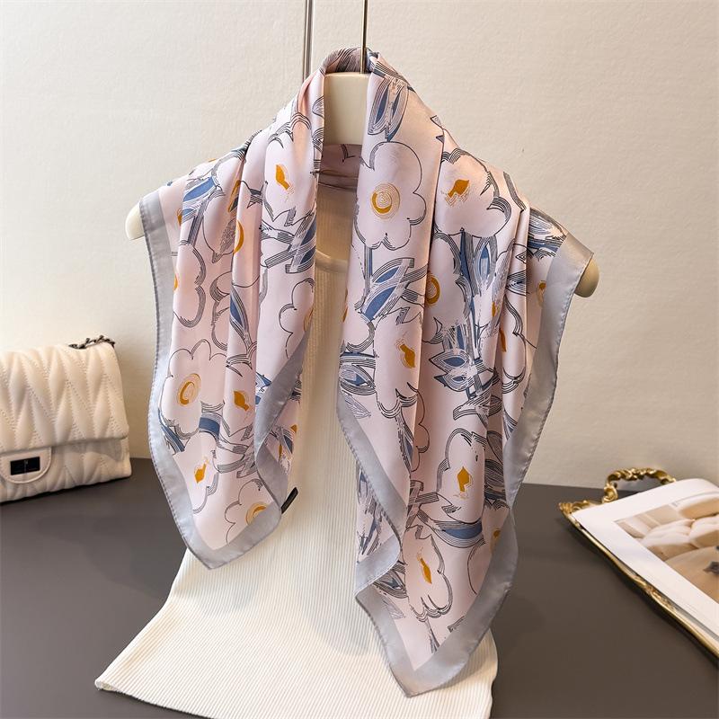 

Пасторальный цветочный принт Имитация шелкового платка Квадратный платок Высококачественная шаль Универсальный шейный платок Маленький квадратный платок Головной платок unilateral 66-70CM