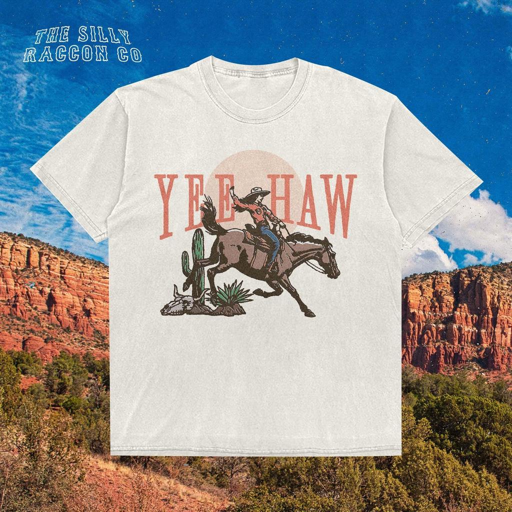 Western Graphic Tee, Yeehaw Cowgirl Oversized Shirt for Women, Vintage Rodeo T-Shirt Boho Cowboy Aesthetic Top, Rustic Country Gift