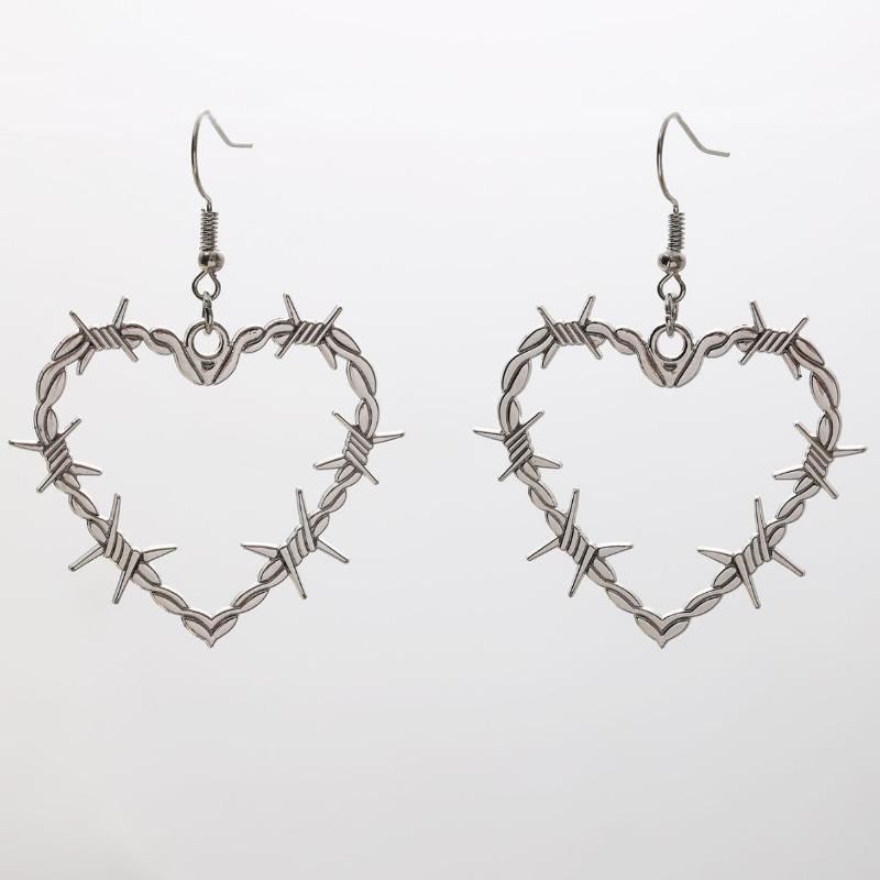 Gothic Vintage Punk Exaggerated Thorns Big Heart Earrings for Women Fashion Hip Hop Band Street Party Jewellery Gift