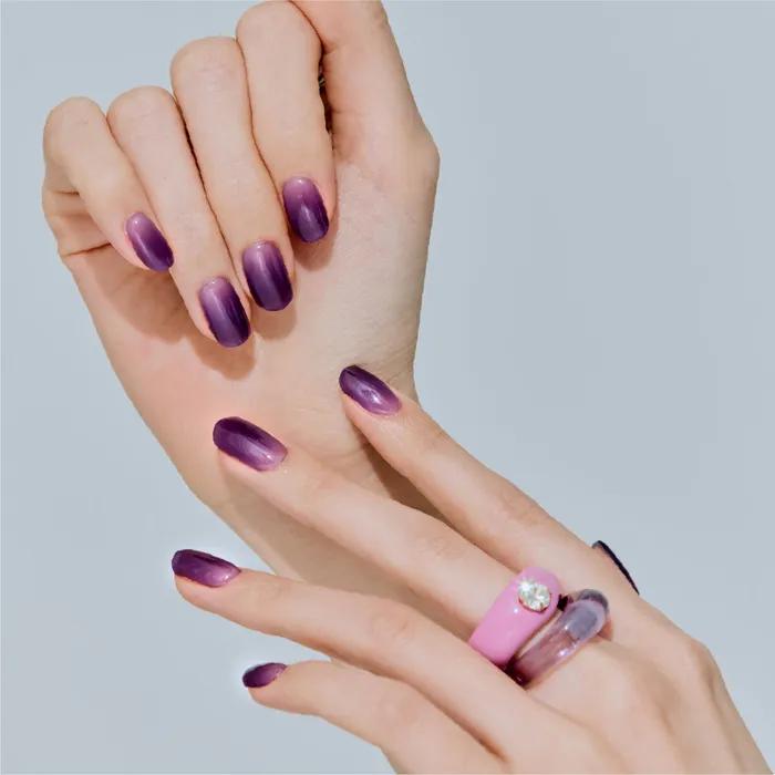 Grape gel nail