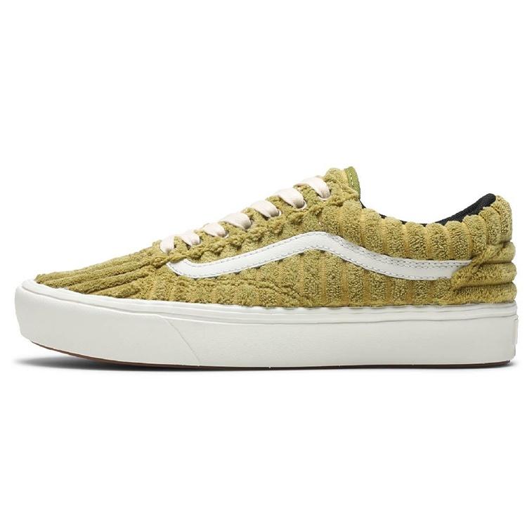 Vans ComfyCush Old Skool Jumbo Corduroy - Guacamole Men s VN0A3WMAVWY EU 36.5