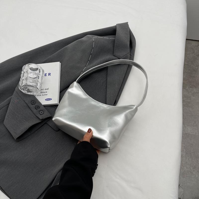 Bolsa de axila de couro vermelho para mulheres nova brilhante coreana de ombro único bolsa simples de noiva