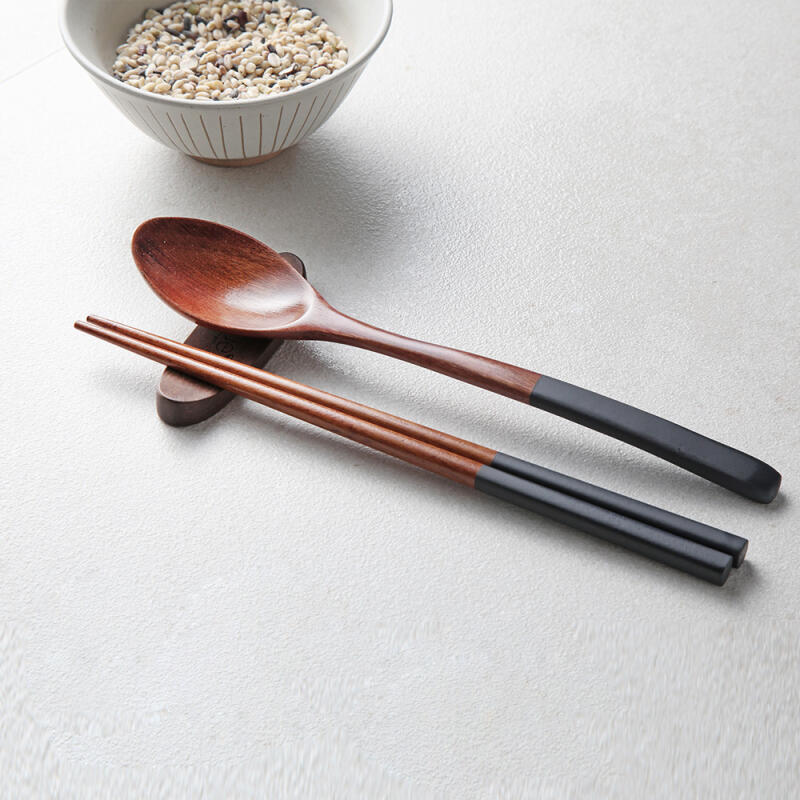 Nuri Wood Spoon Set (Black)
