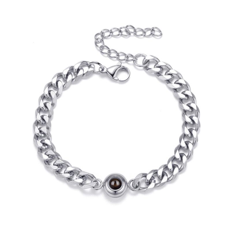 Fashionable Projection Bracelet Displays 'I Love You' In 100 Languages - A Unique and Simple Gift