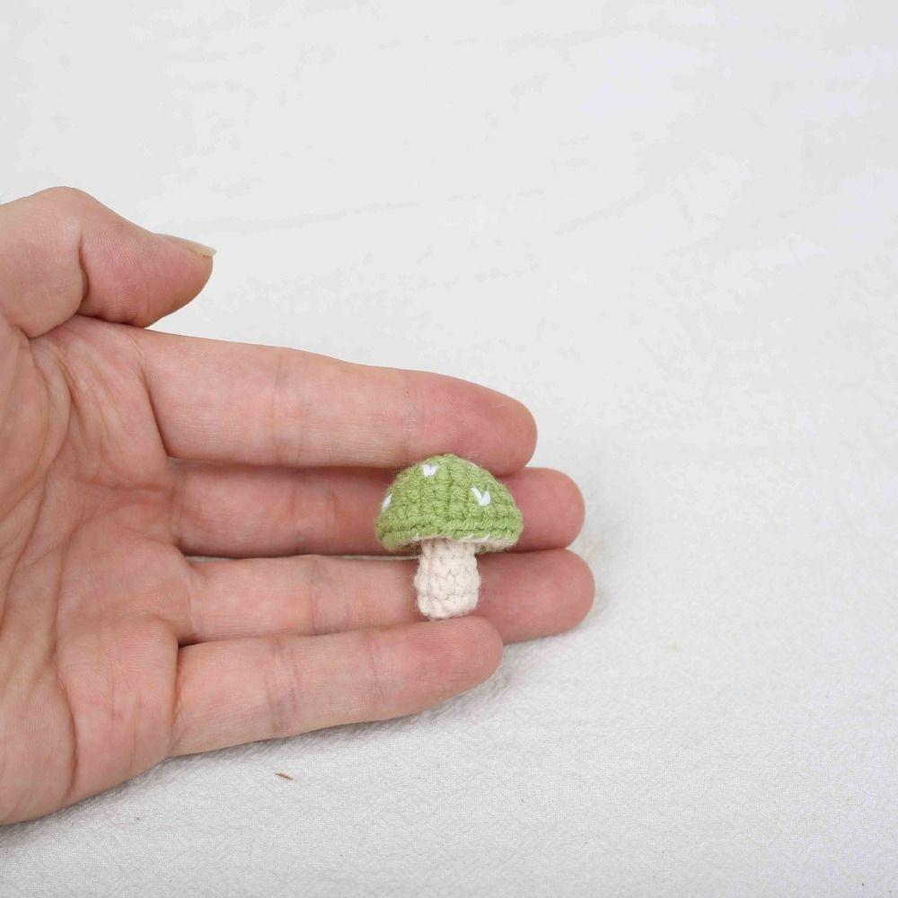 Handmaking Mini Fish Keychains Tropical Fish Knitted Fish Pendant Crochet Keyrings Backpack