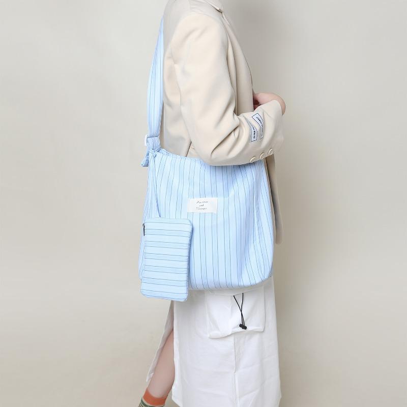 Niche Artistic Bag, Tote Bag, Large-capacity Single-shoulder Bag
