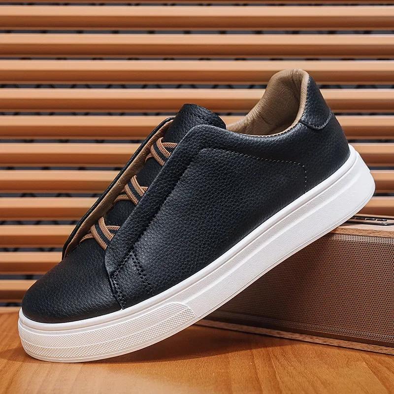 New Fashionable Men's Board Shoes Small White Shoes Young Students' Casual Sports Shoes
