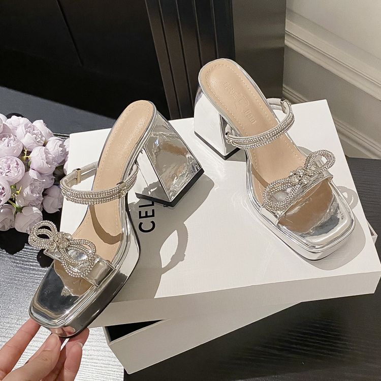 Coarse-heeled Sandals Women's Summer 2025 New Bow Rhinestone Open-toed Cool Slippers Design Sense Niche High Heels