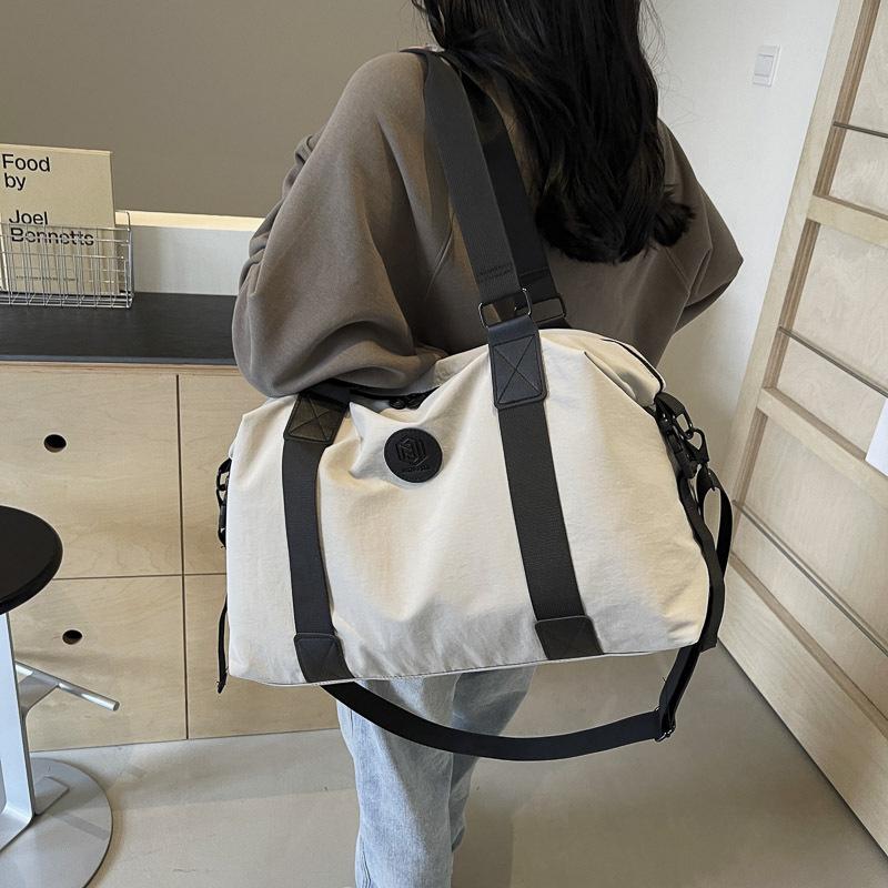 Men's and Women's Sports Fitness Yoga Bag with Wet and Dry Separation Short-distance Storage Bag Outdoor Leisure Handbag