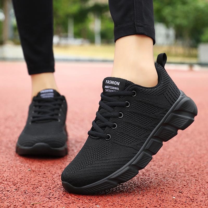 Breathable Ultra-Light Women's Running Shoes: Spring/Autumn Mesh, Soft-Soled, Lightweight, Casual Sneakers (2024)