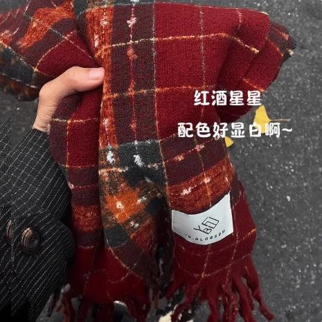 Korean atmosphere Mohair plaid plush scarf women's 1116 autumn and winter warm atmosphere couple scarf