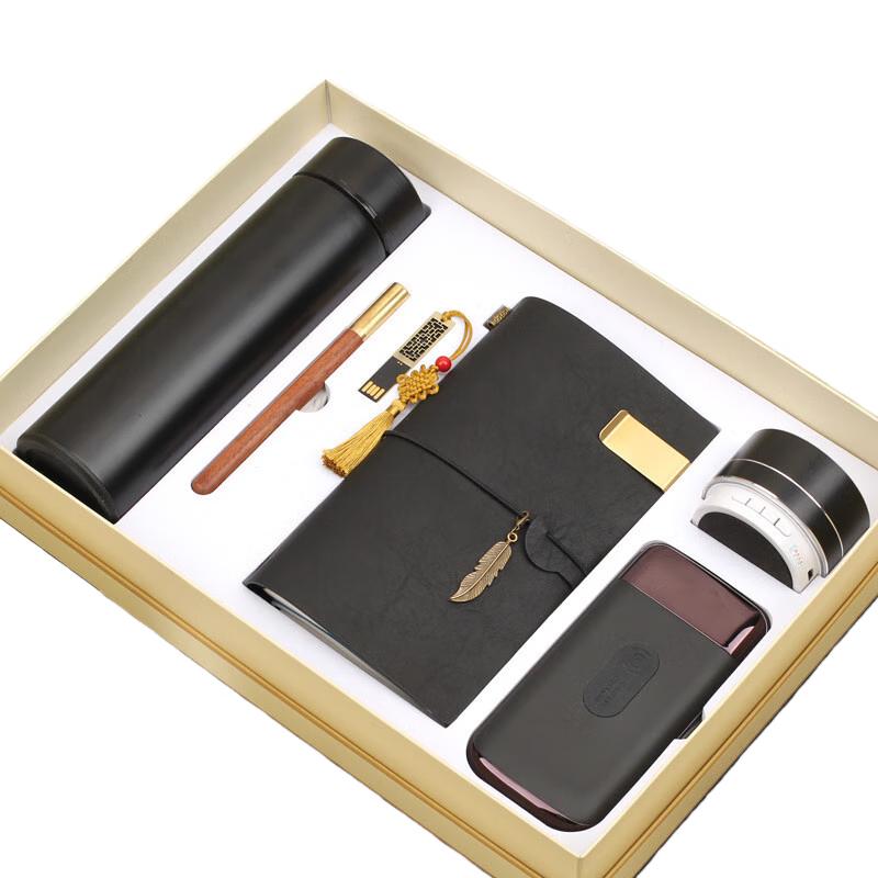 Executive 6-in-1 Tech & Office Gift Set