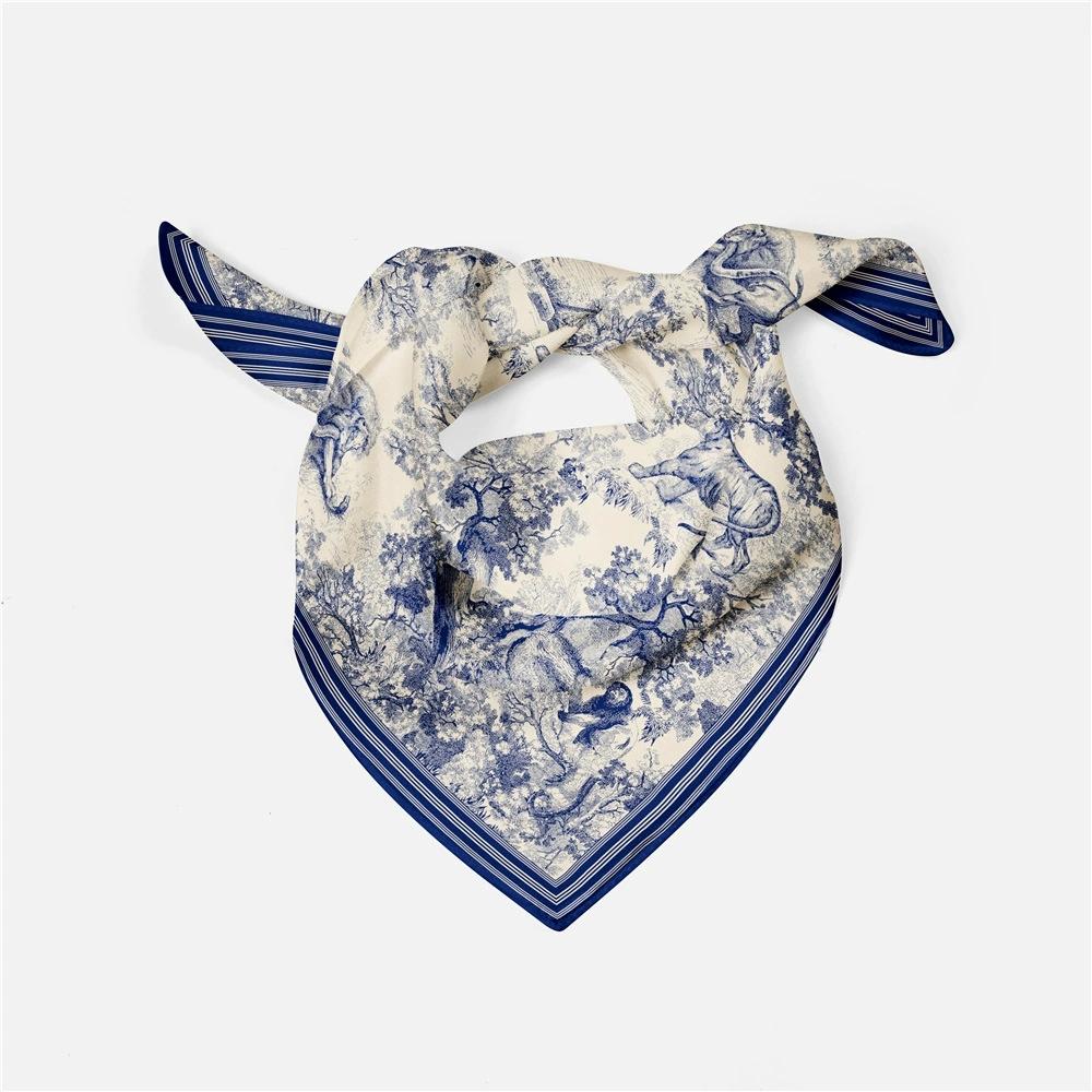 Small Fashion Bandannas Printed Square 53CM Kerchief Four Seasons Luxury Imitation Silk Scarves for Women