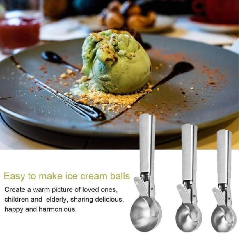 Hochwertiger Eisportionierer aus Edelstahl mit komfortablem Griff und stilvollem Design für müheloses Servieren