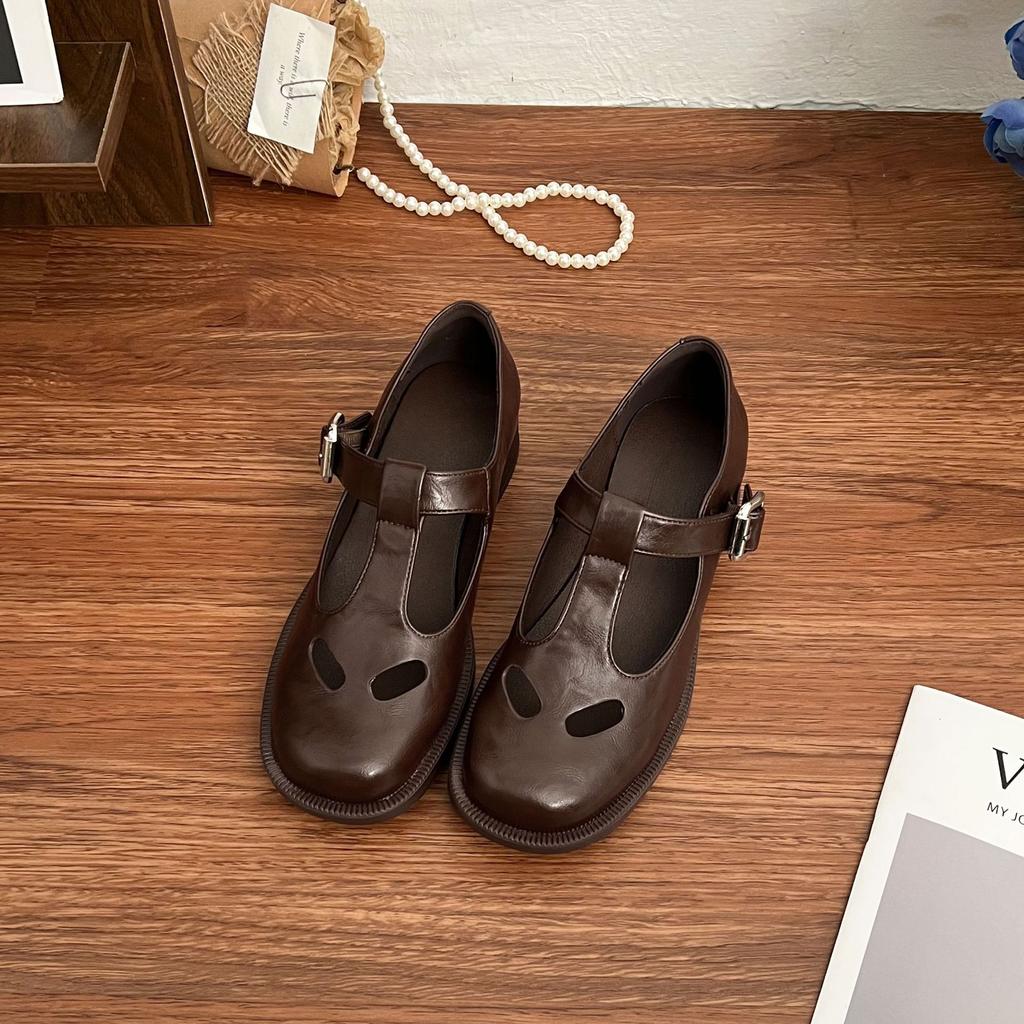 Grape Mother Internet Celebrity New Mary Jane Shoes Women Wear High Sense Hollow Niche Design Retro Single Shoes Women Fashion