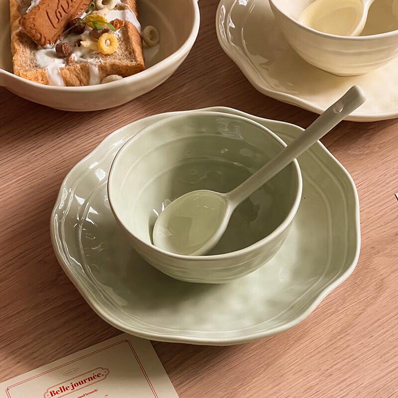 Stylish Ceramic Dining Bowl