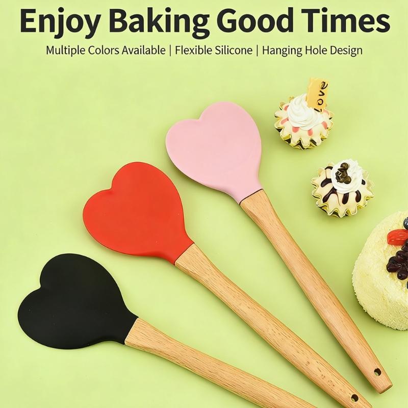 Food Grade Silicone Heart Shape Spatula with Wood Handle For Cake Decorating Stirring Folding Dough Kitchen Utensils