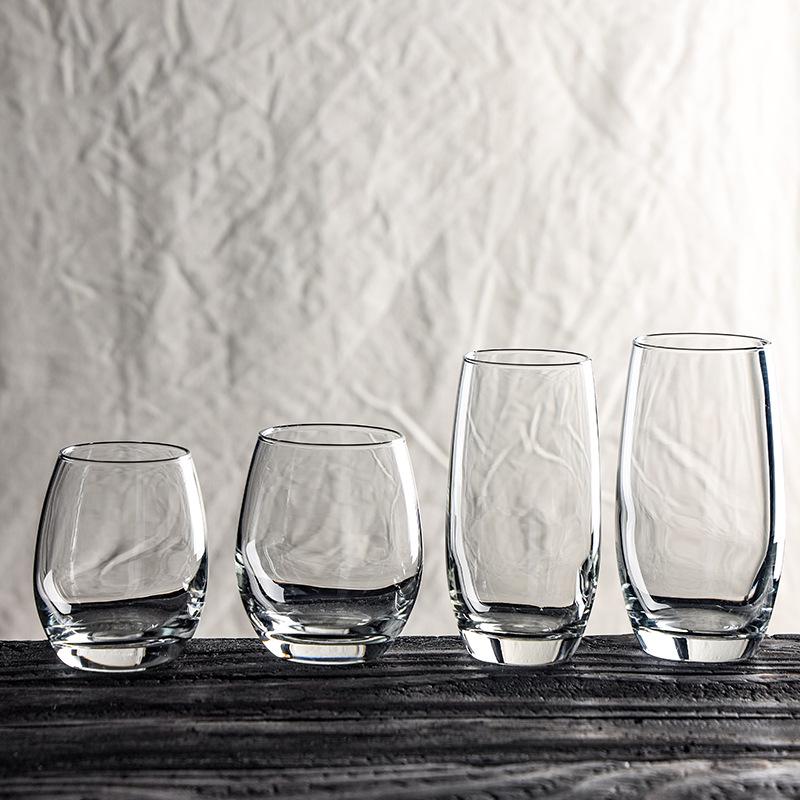Eiförmiges Glas: Perfekt für Wasser, Saft, Bier, Mousse oder Joghurt
