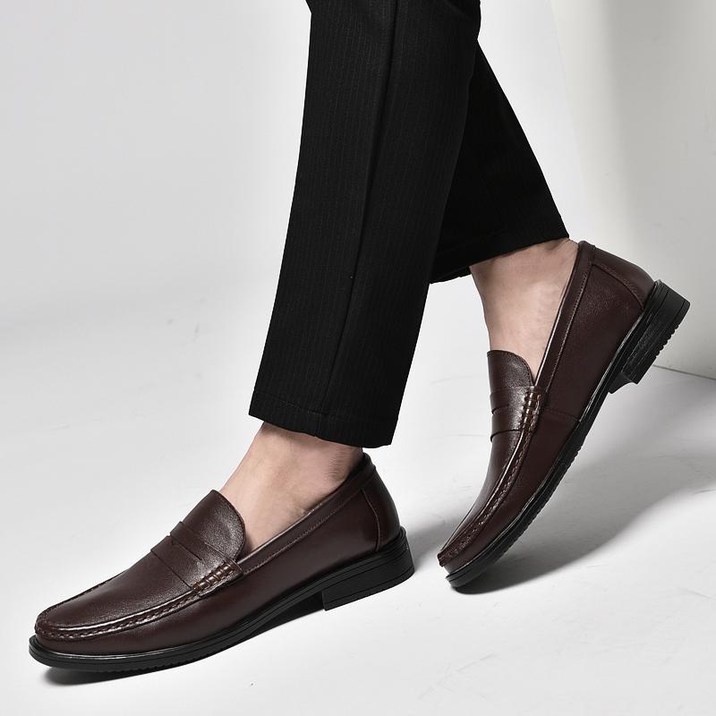 Fashion Classic Male Comfortable Loafers Casual Shoes Slip-On Walking Shoes Hollow Out Luxury Business Flats Genuine Leather Mens Shoes