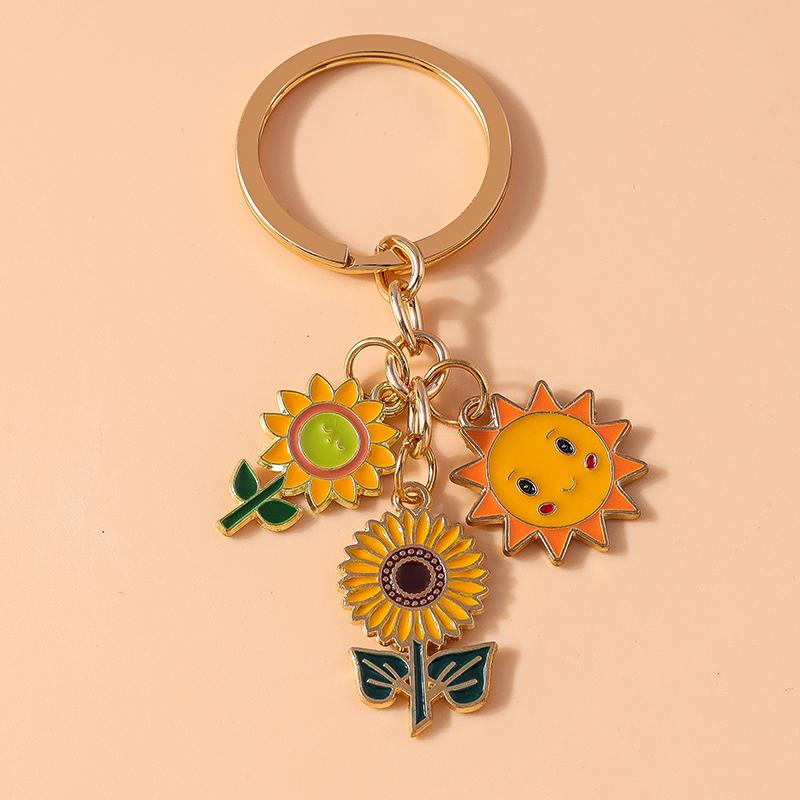 Cute Enamel Flower Bee Keychain Animal Key Rings Pendants for Women Girls Handbag Accessories DIY Jewelry Gifts