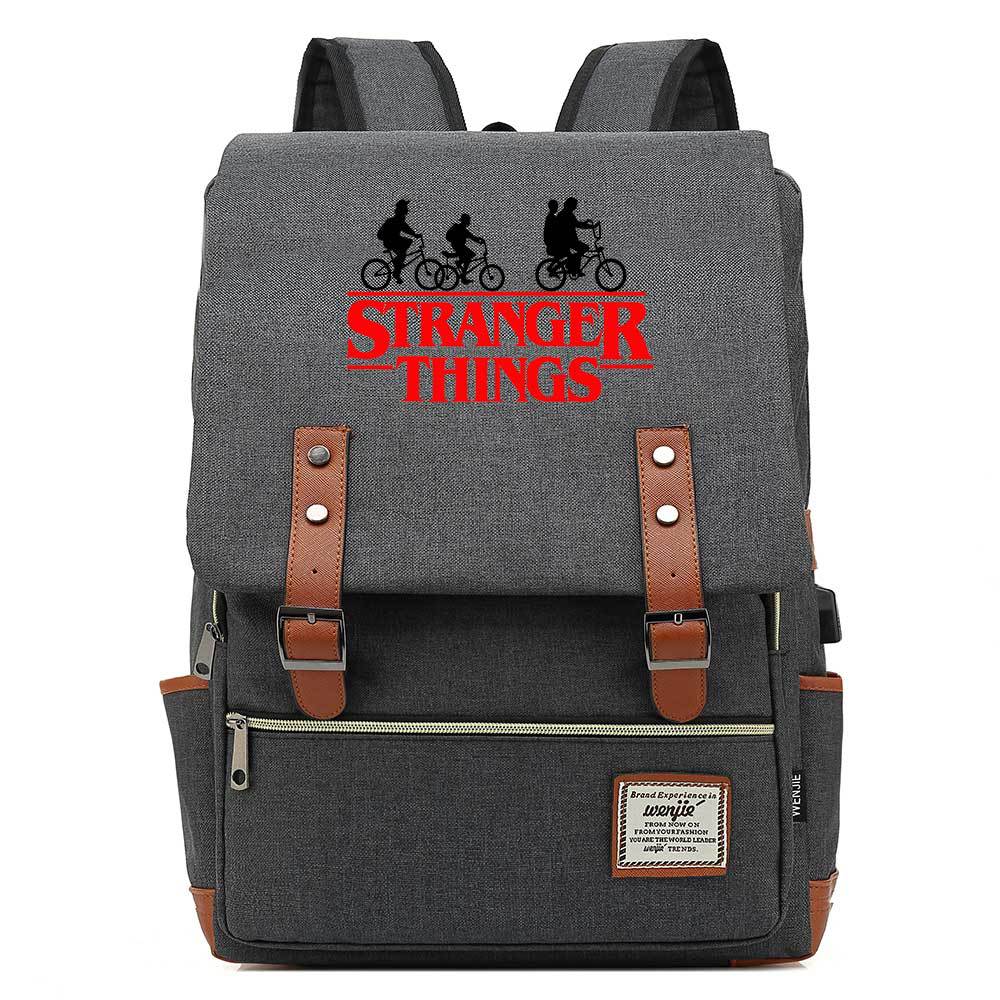 Stranger Things Studenten-USB-Rucksack
