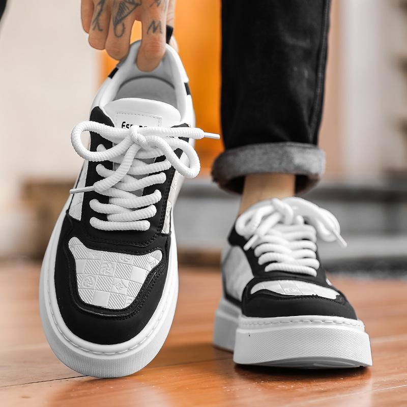 

Корейская версия модных универсальных белых туфель с принтом для мужчин 2024 года, новые модные туфли для скейтбординга, студенческие легкие повседневные туфли на шнуровке 39